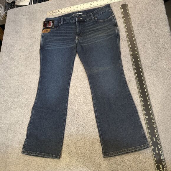 Wrangler Riggs Women's At Work Bootcut Jeans - 20 x 30 18" waist 3AF06DW - Picture 1 of 6